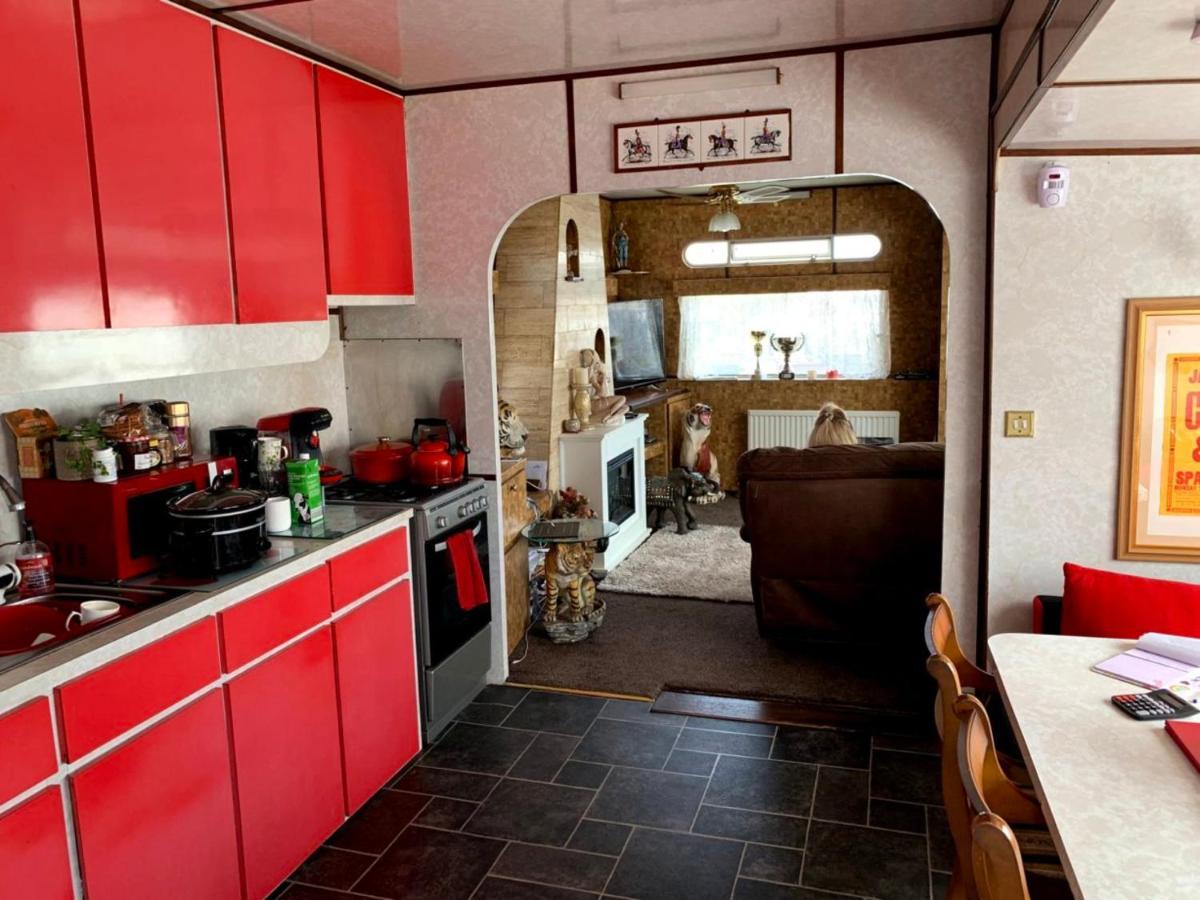Vintage, Circus Holiday Home 마블소프 외부 사진